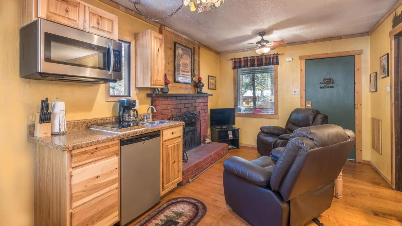 Whispering Pine Cabins Ruidoso Exteriör bild